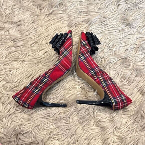 Betsey Johnson Red Plaid Heels with Black Bow - Picture 6 of 7
